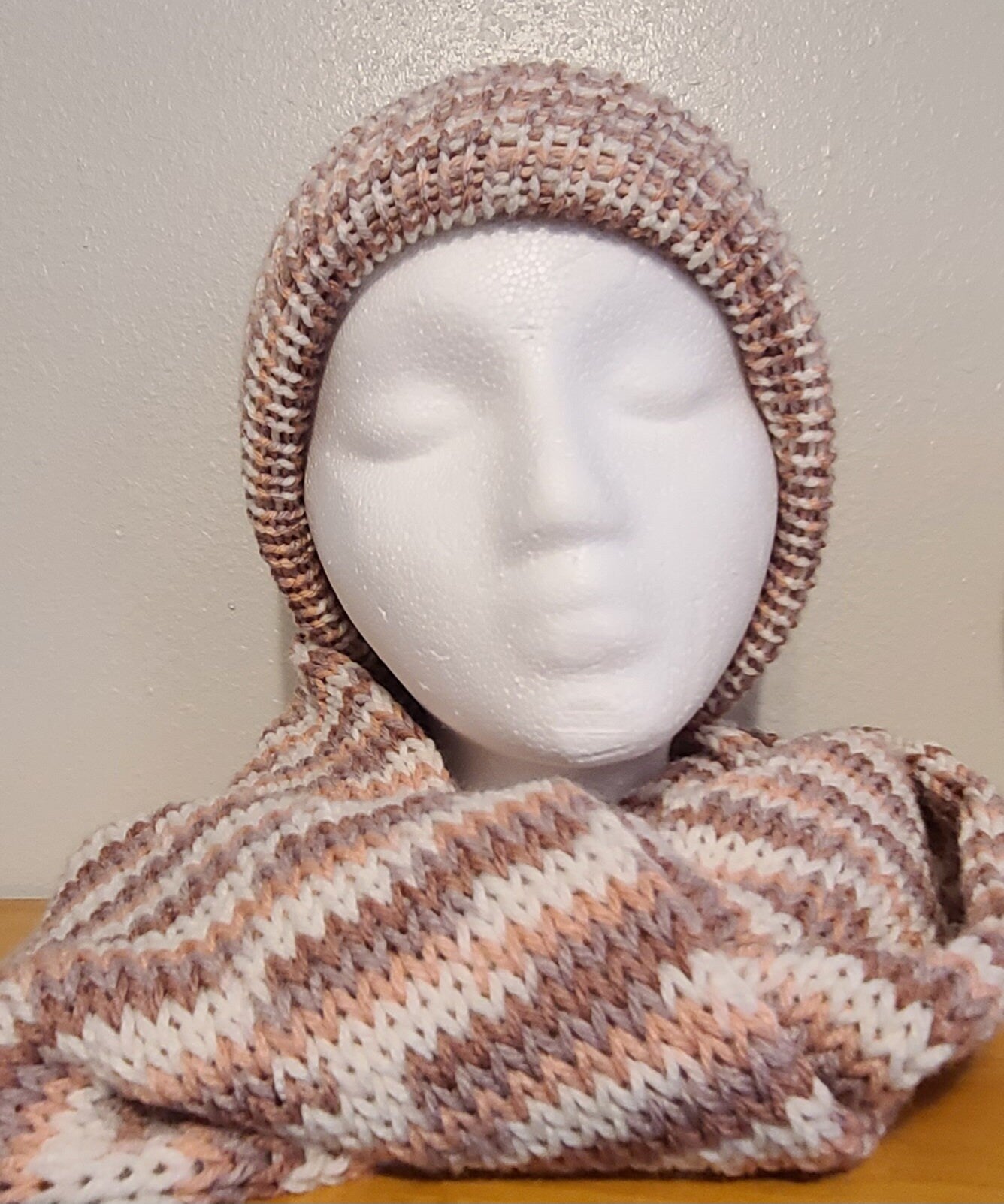 Multi pink & brown scarf and beanie set